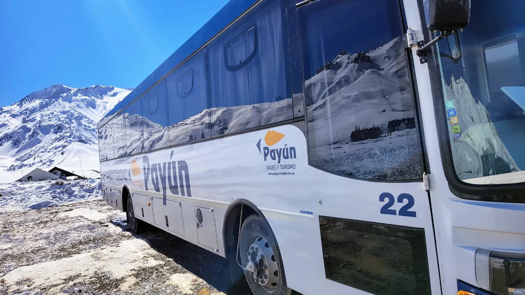 Bus de 40 pasajeros de Expreso Payún